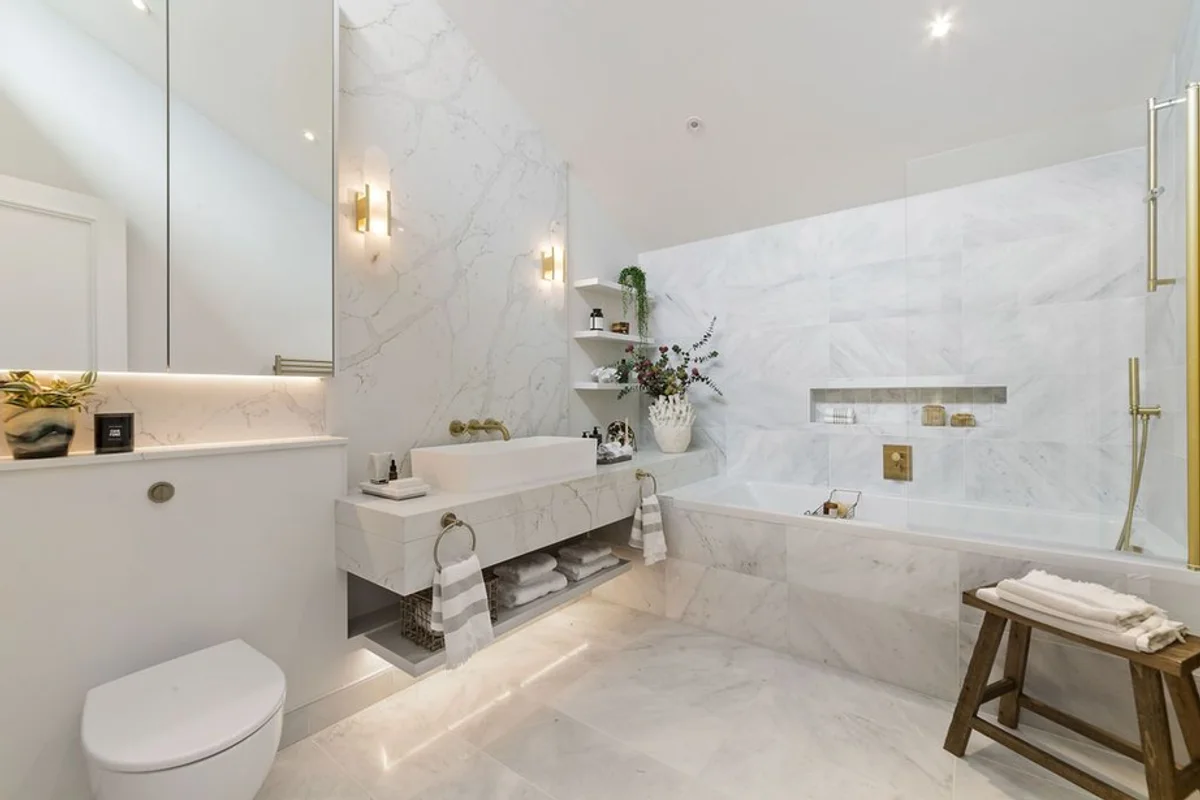 Premium bathroom finish from the Rosslyn Avenue residence.